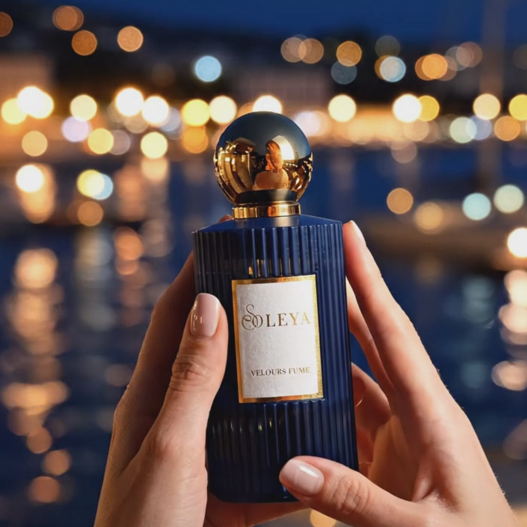 Velours Fumé – The Seductive Glow of the Night
